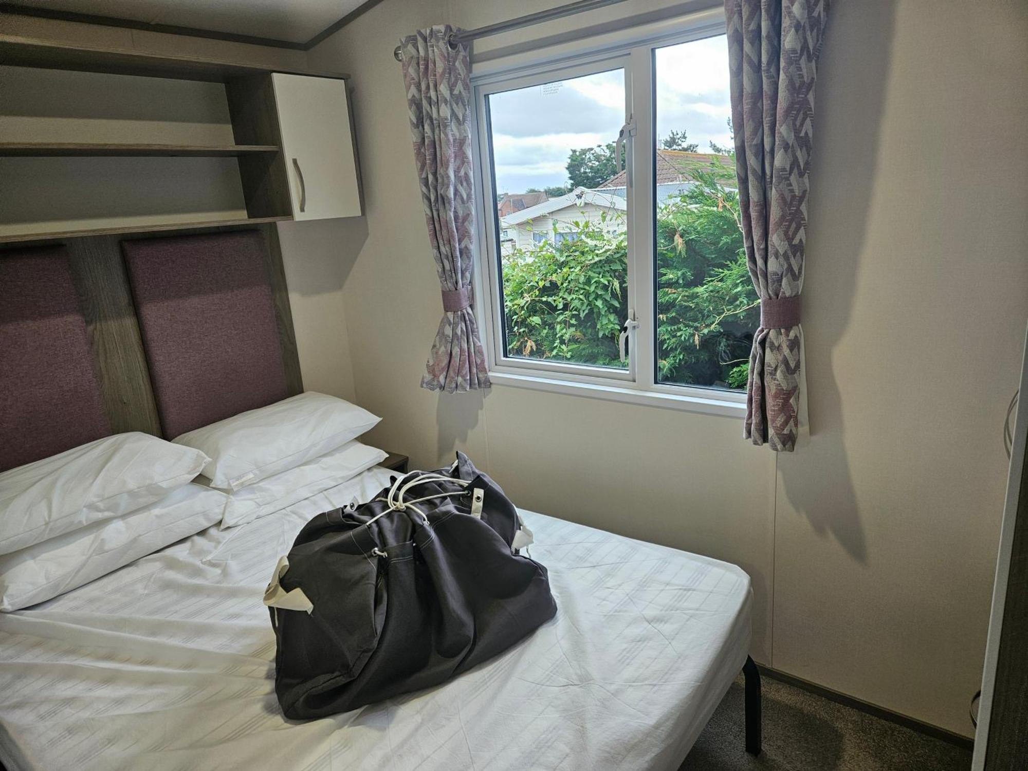 Beachside Holiday Park Брен Экстерьер фото